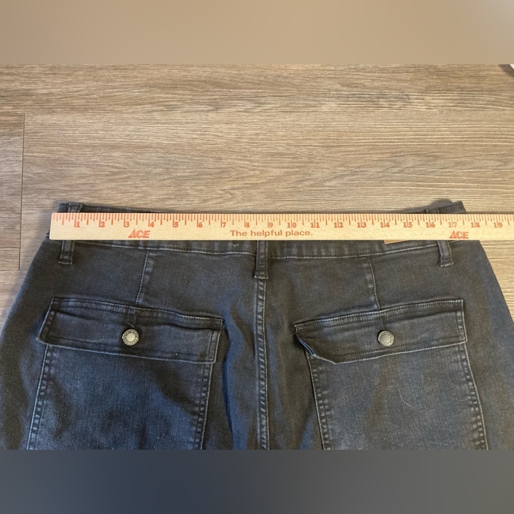 Judy Blue Shorts 3X Faded Black Fray Hem High Rise Cut-Off - Picture 8 of 12